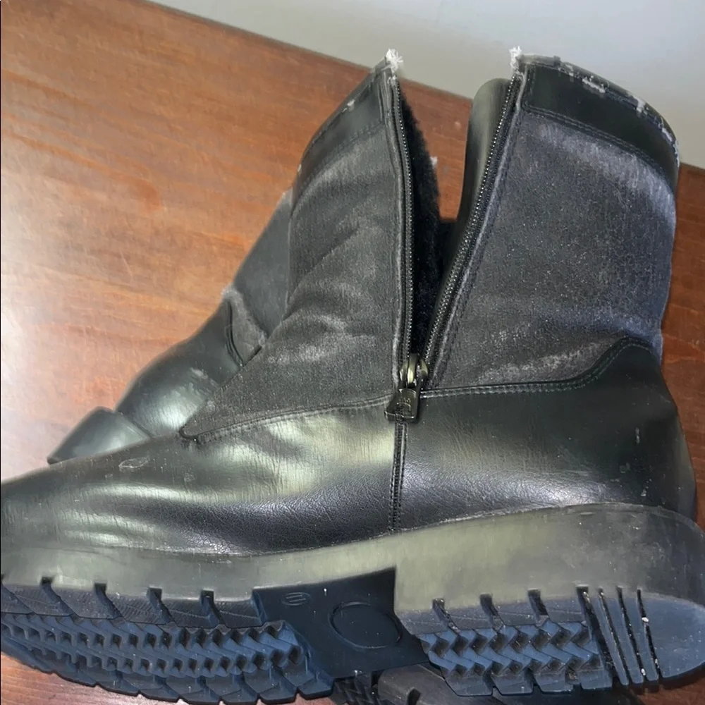 Source Unknown Black Rain & Snow Boots